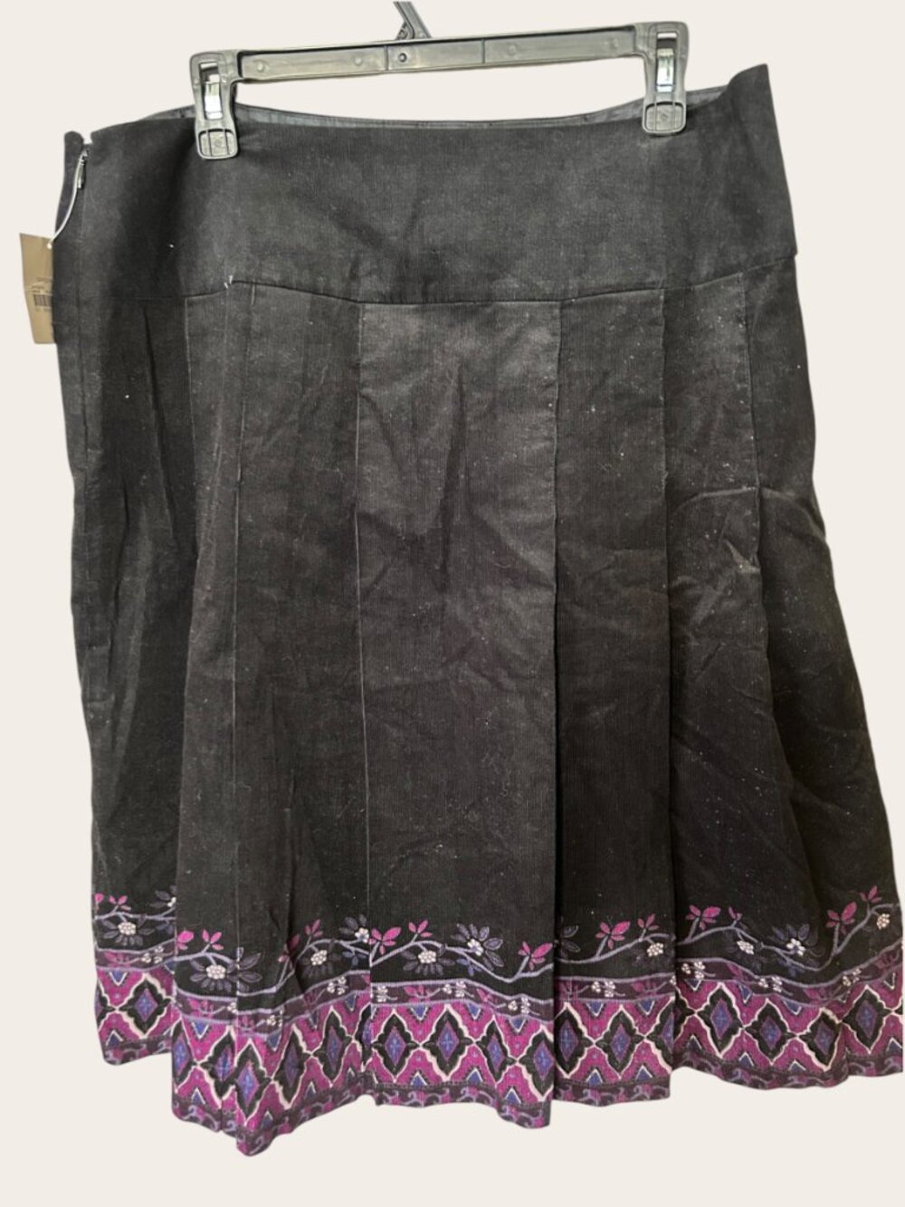 Apostrophe Black Corduroy Pleated Skirt — Floral Ikat Border — Size 16 — NWT - Picture 6 of 6